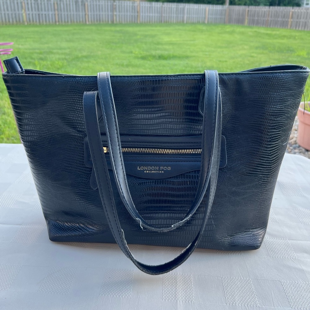 London fog tote - Picture 2 of 5